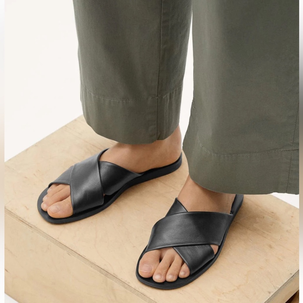 everlane day crossover sandal
